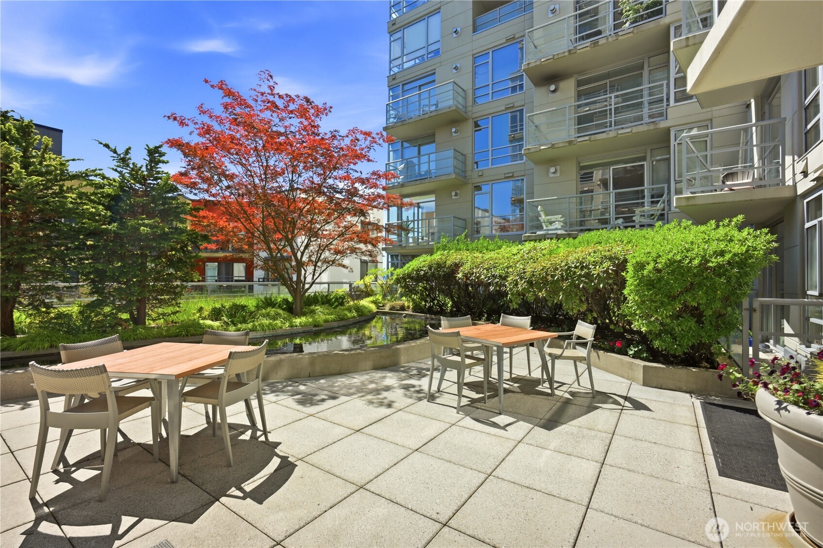 2929 1st Avenue Unit: 817