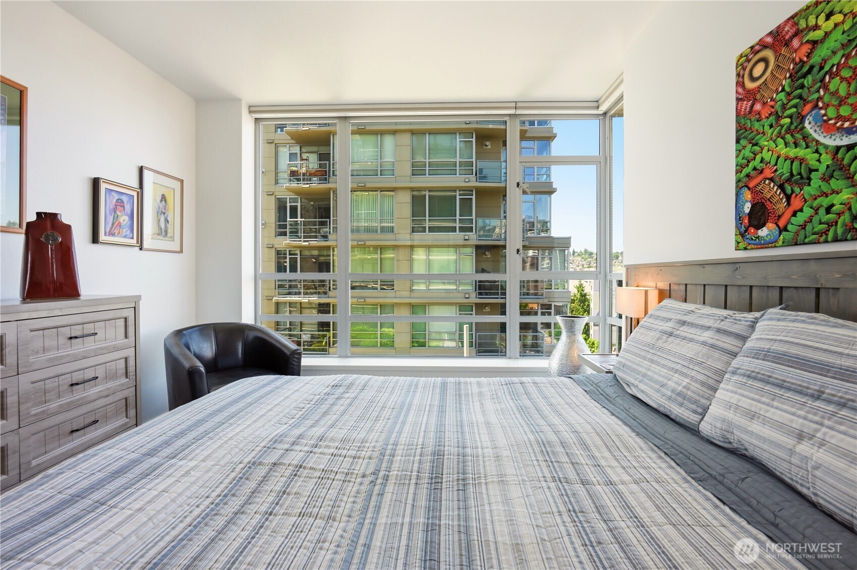 2929 1st Avenue Unit: 817