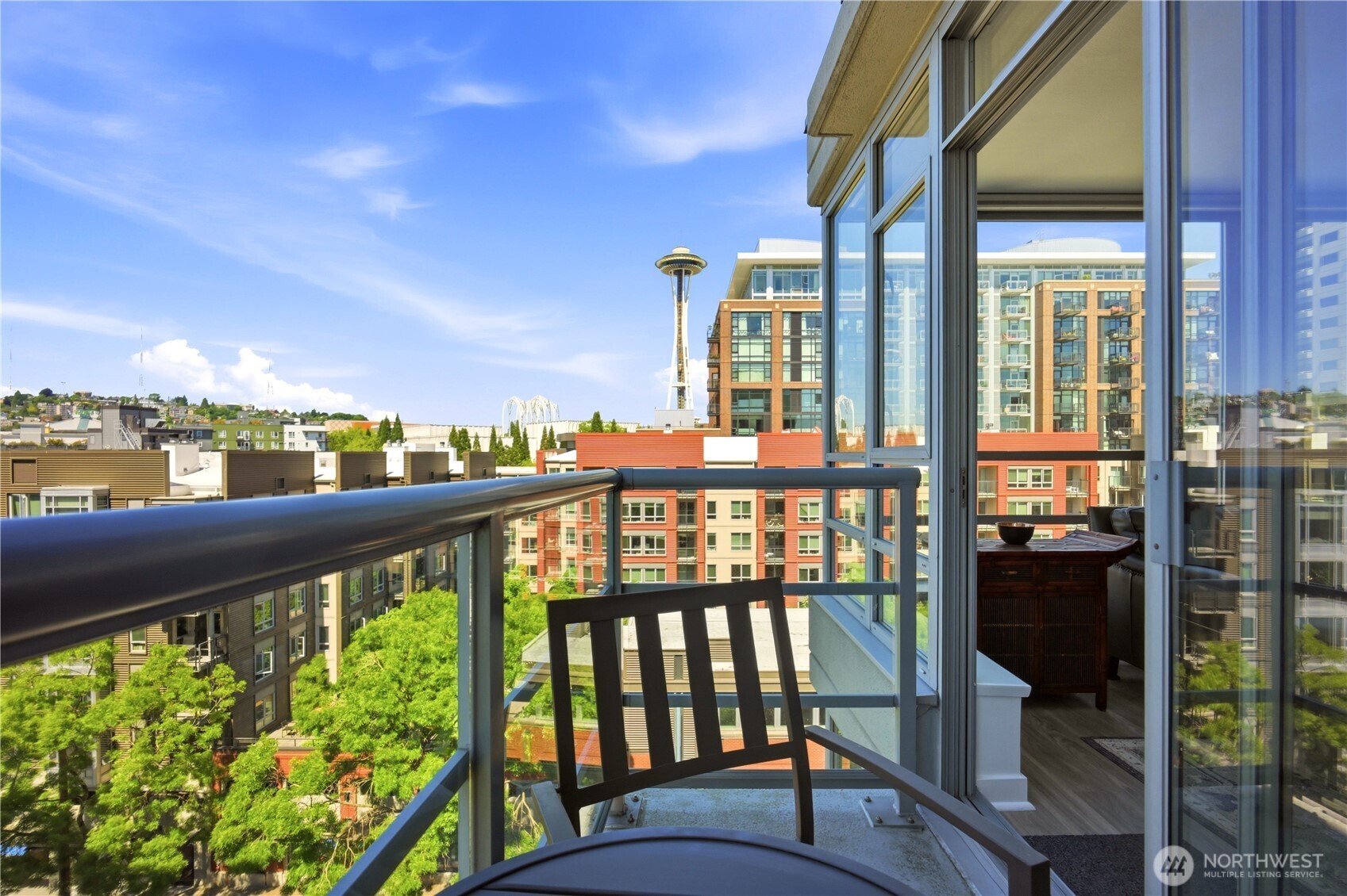 2929 1st Avenue Unit: 817