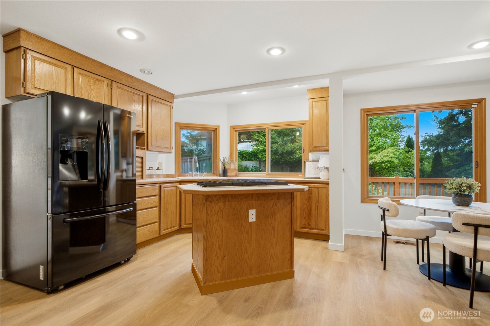 11607 SE 77th Place