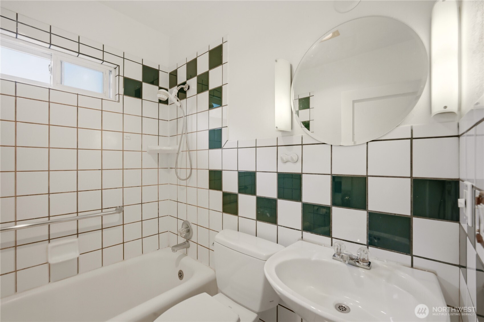 2211 NW 64th Street