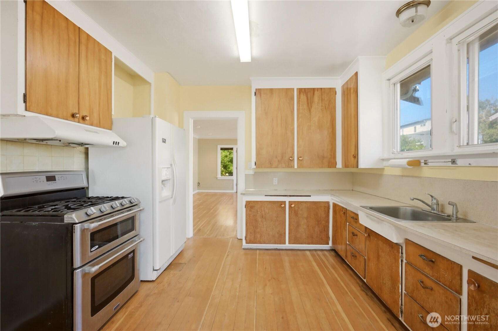 2211 NW 64th Street