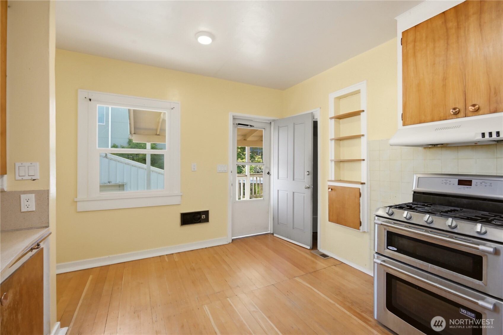 2211 NW 64th Street