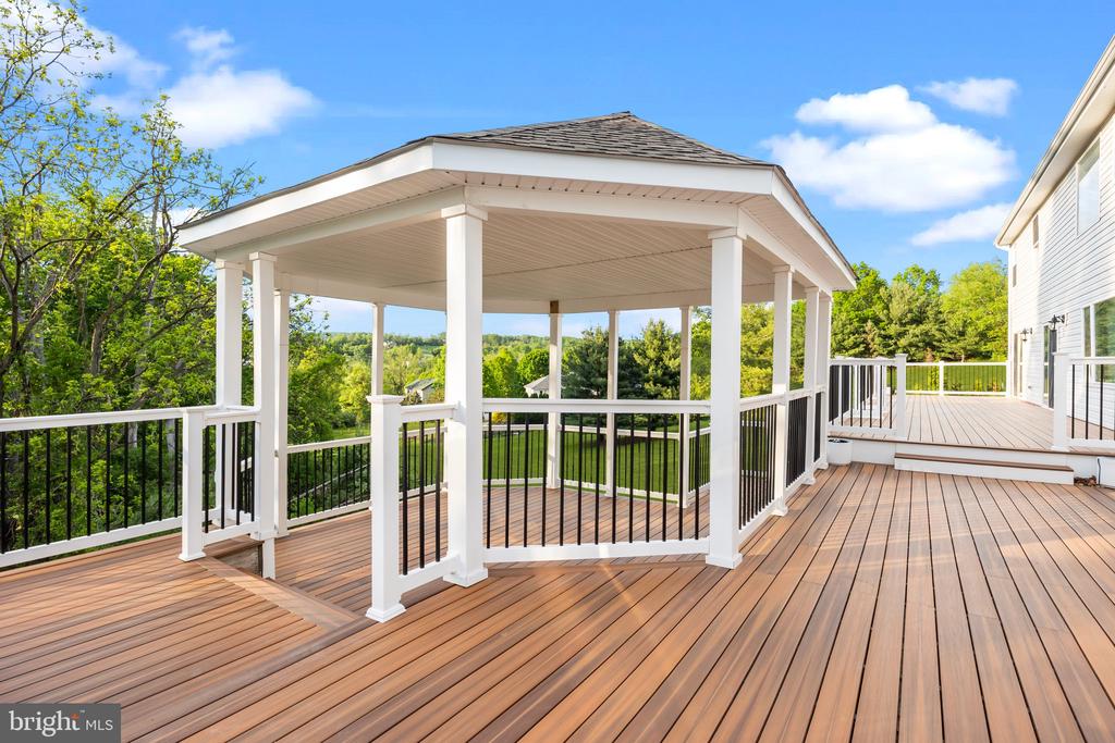 152 HICKORY CORNER ROAD