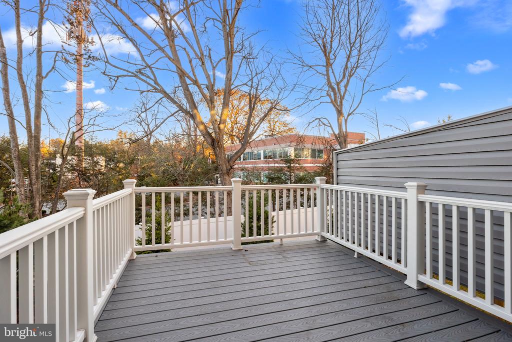 20 MILDRED GILL LN.