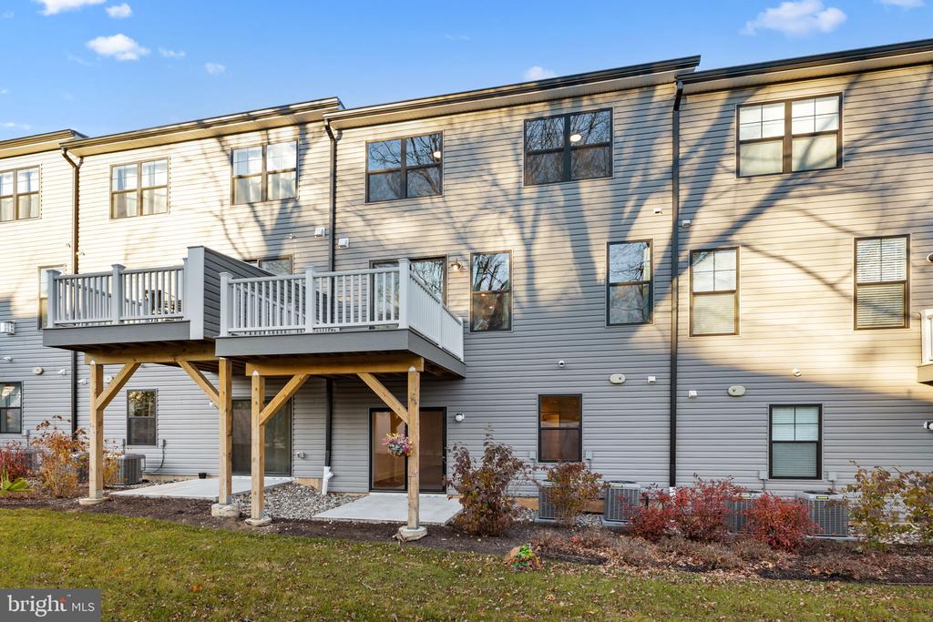 20 MILDRED GILL LN.