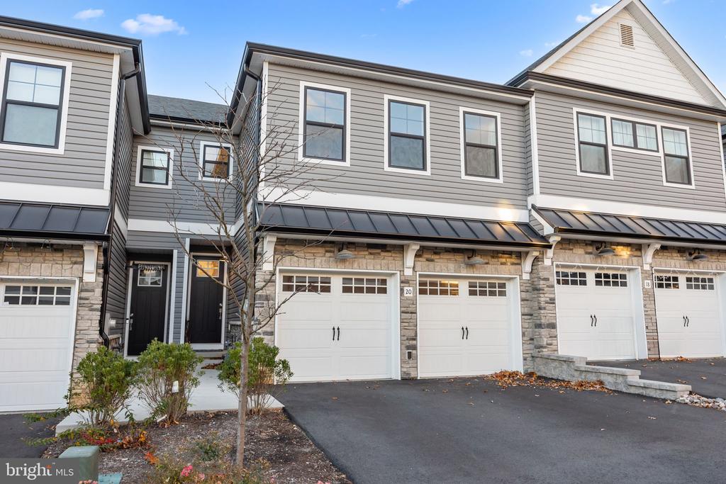 20 MILDRED GILL LN.
