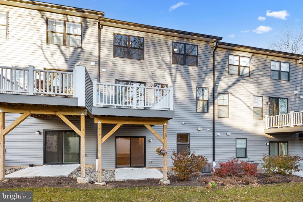 20 MILDRED GILL LN.