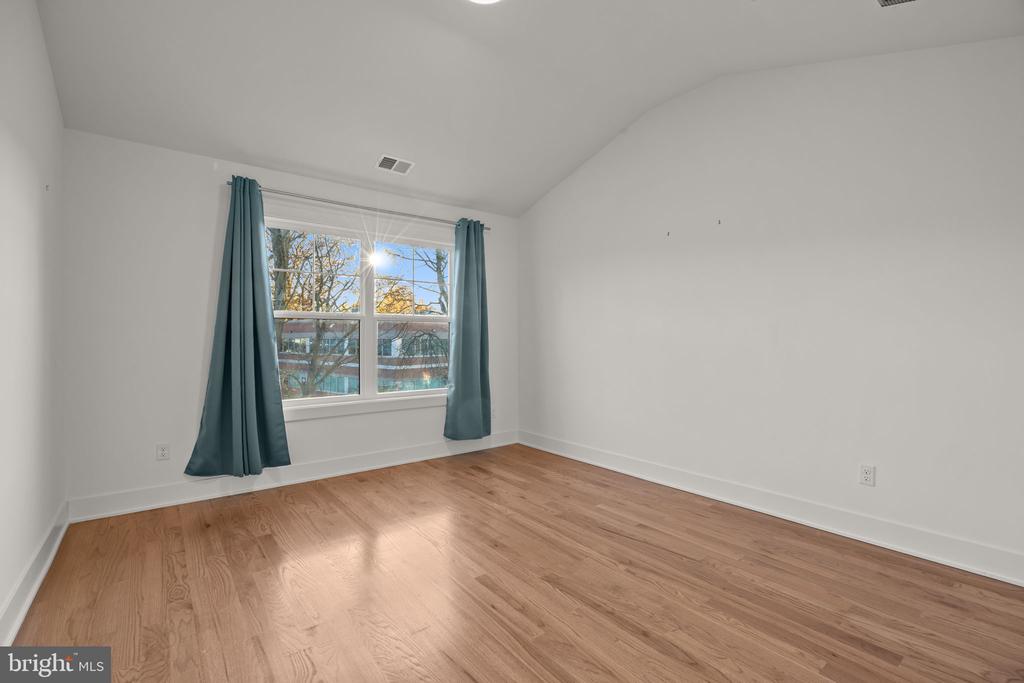 20 MILDRED GILL LN.