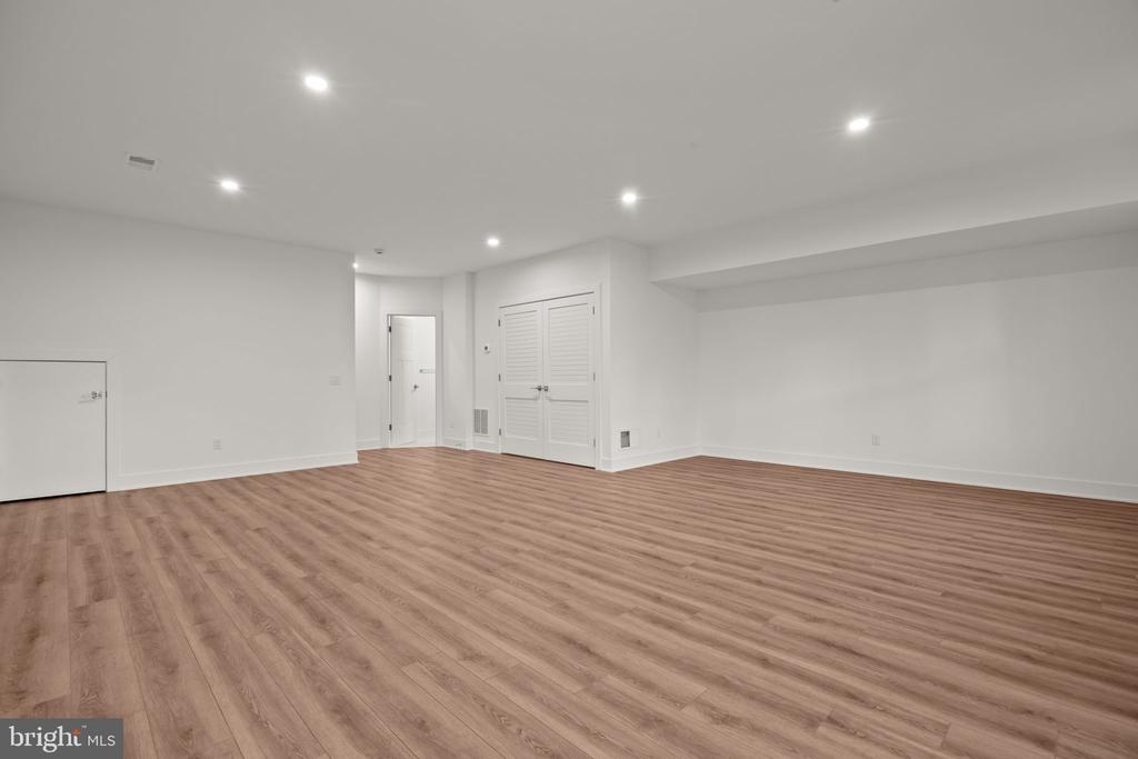 20 MILDRED GILL LN.