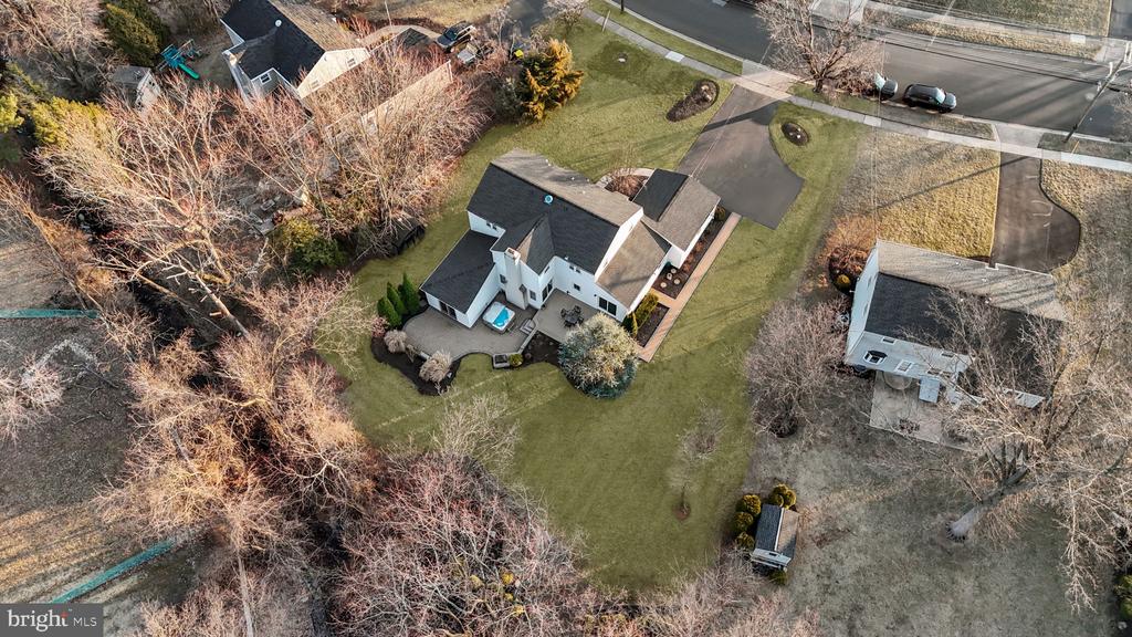 1909 PALOMINO DRIVE