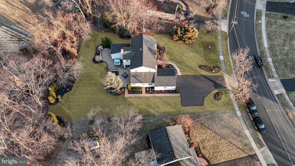 1909 PALOMINO DRIVE