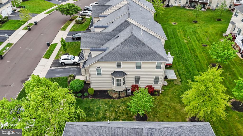 3267 BROOKSIDE DRIVE