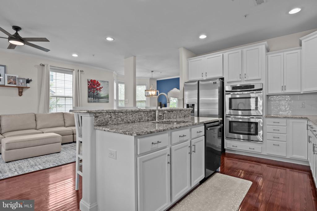 3267 BROOKSIDE DRIVE