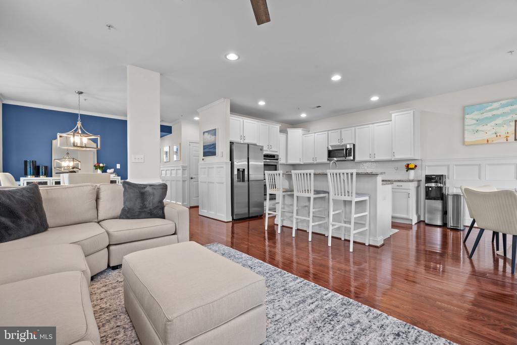 3267 BROOKSIDE DRIVE