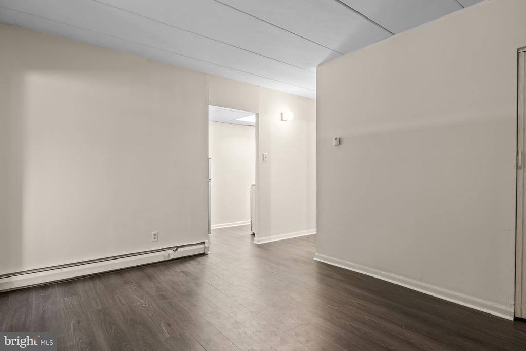 1575 W STREET ROAD Unit: 818