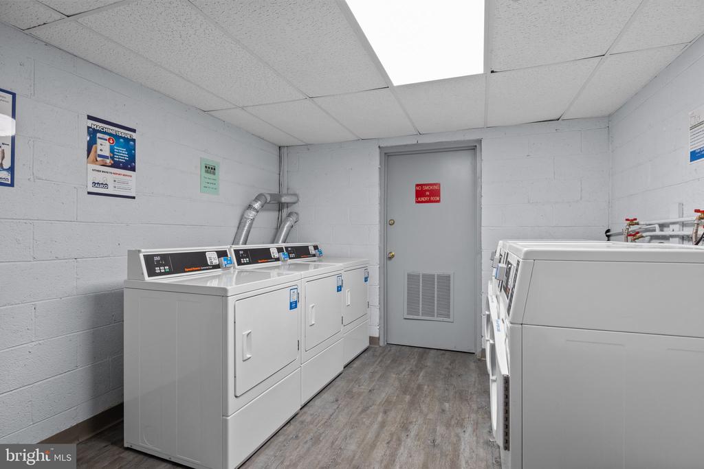 1575 W STREET ROAD Unit: 818