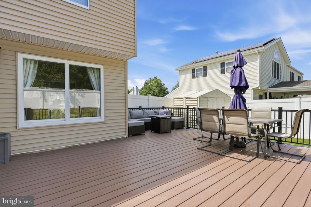 228 HAMPTON DRIVE