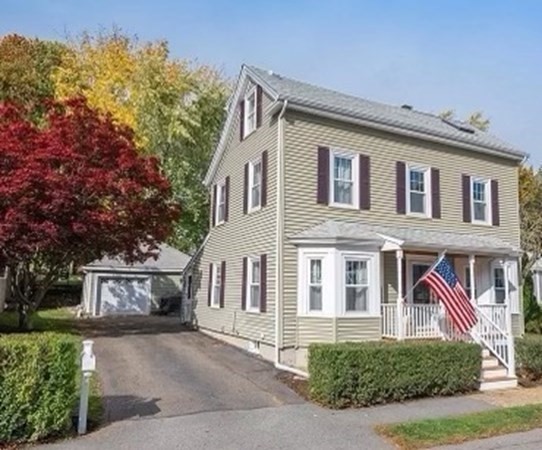 8 Hardy St