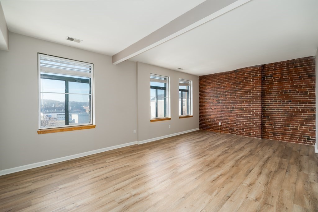 315 Rantoul # 204