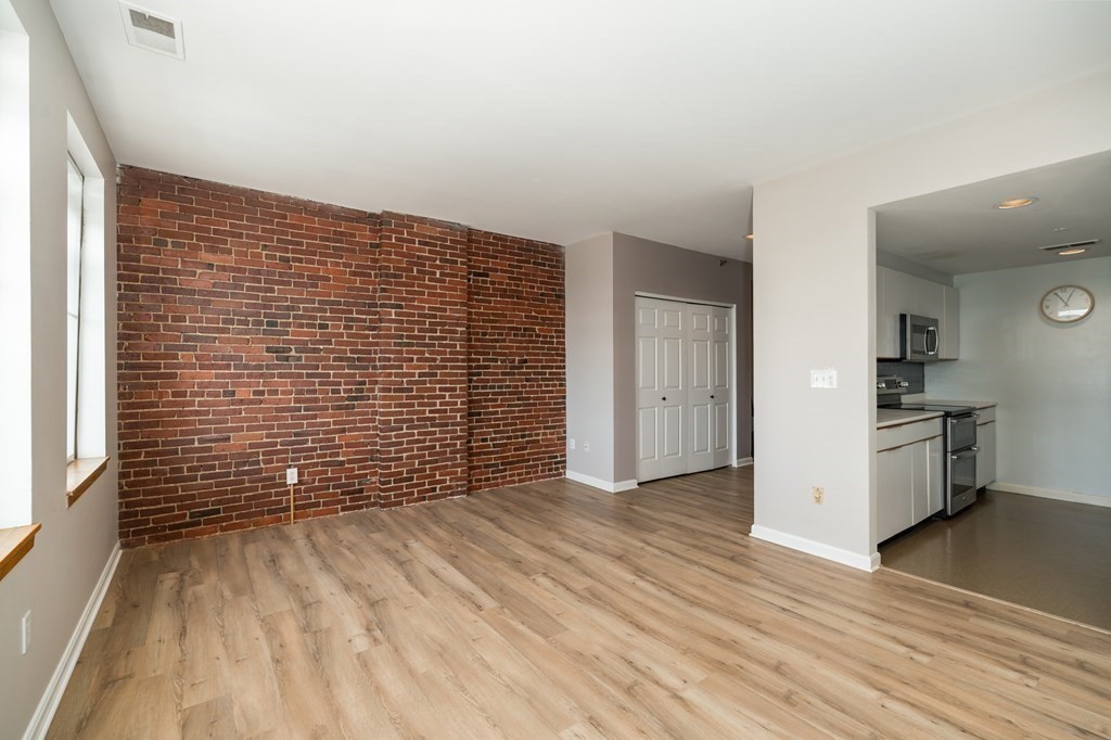 315 Rantoul # 204