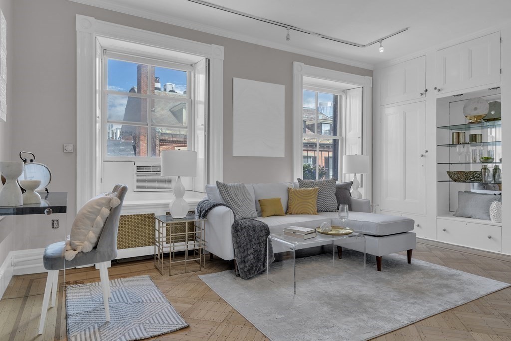 26 Mount Vernon St # 4F