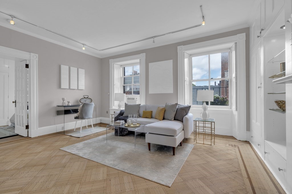 26 Mount Vernon St # 4F