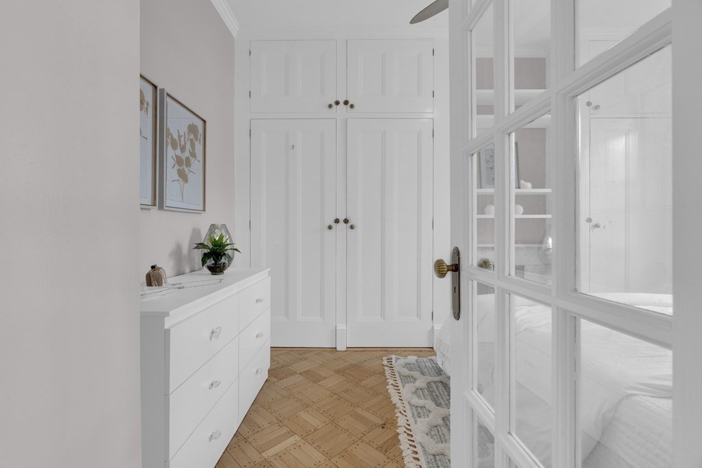 26 Mount Vernon St # 4F