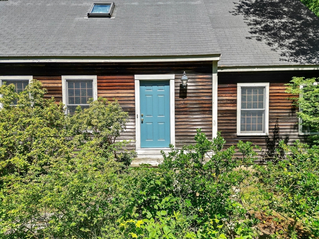 318 Essex Street