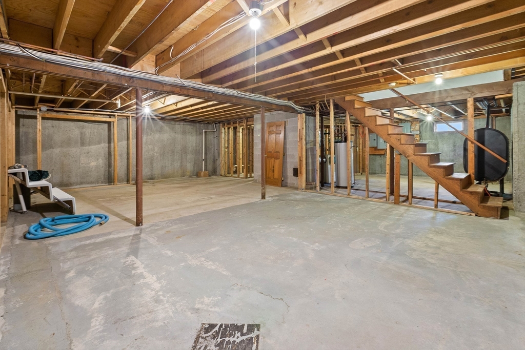 318 Essex Street
