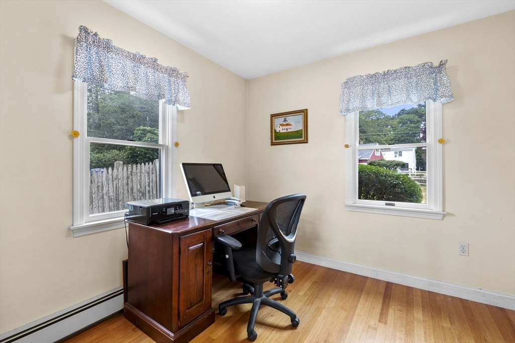 95 Lakeshore Ave