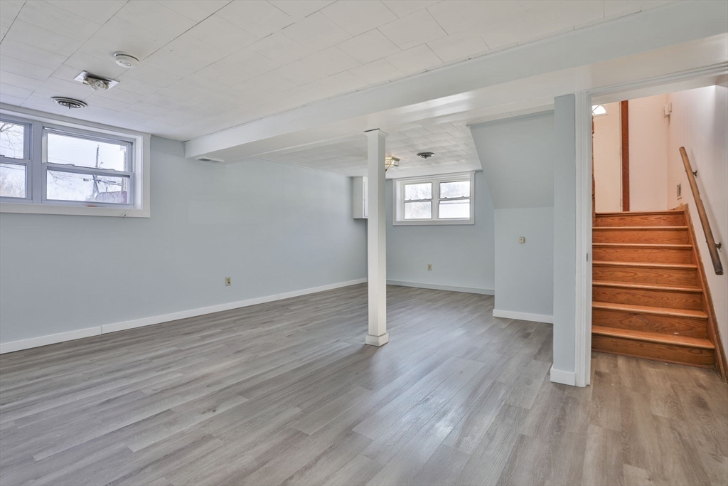 22 Drew St