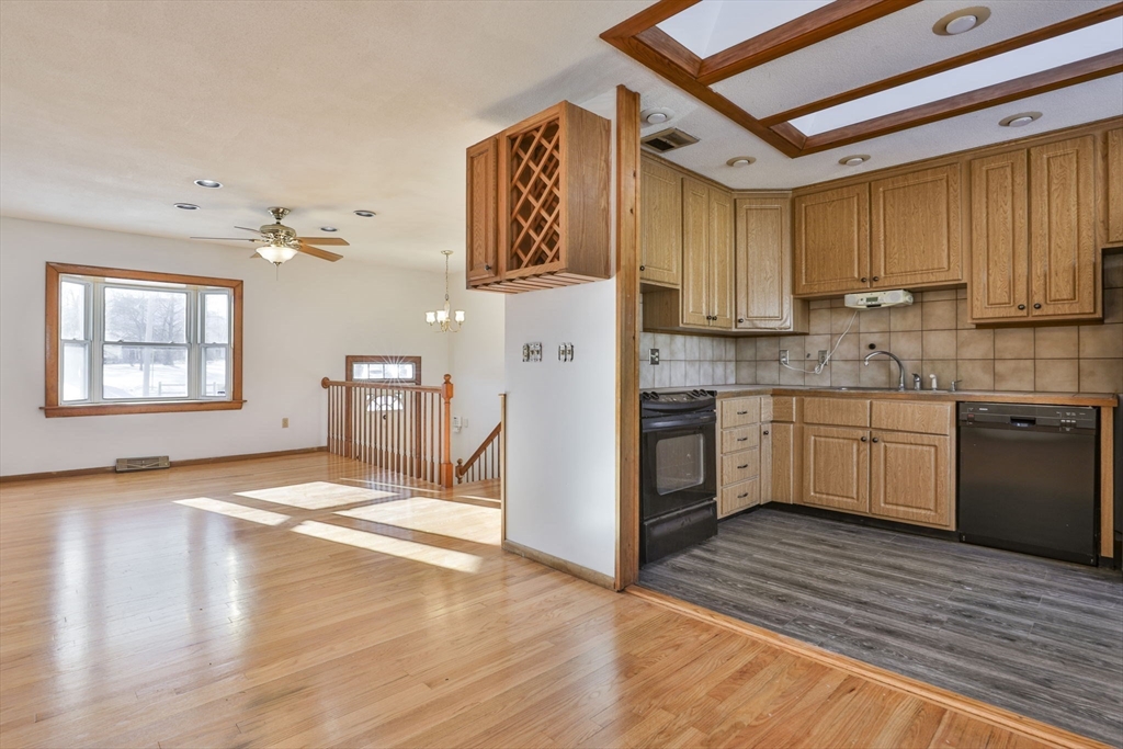 22 Drew St