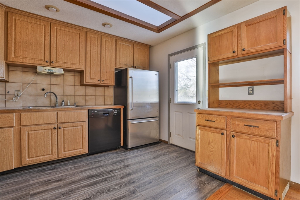 22 Drew St