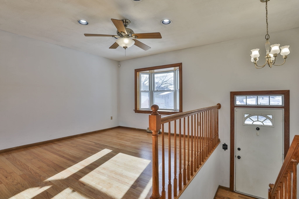 22 Drew St