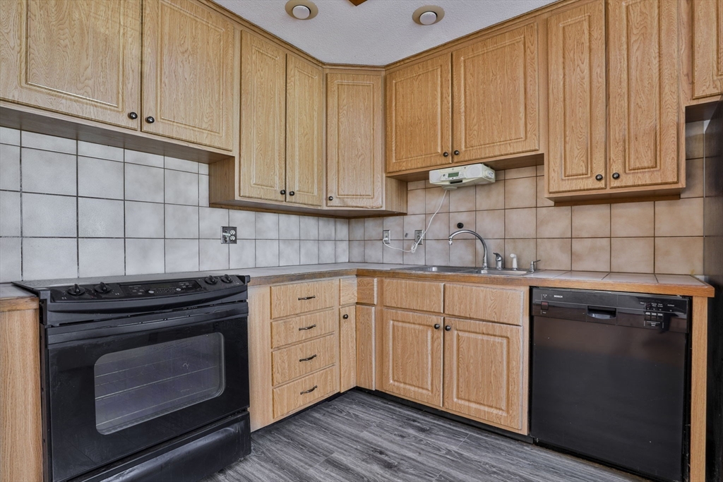 22 Drew St