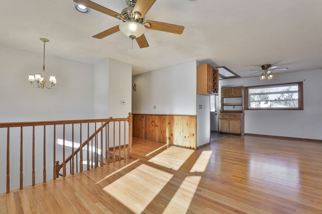 22 Drew St