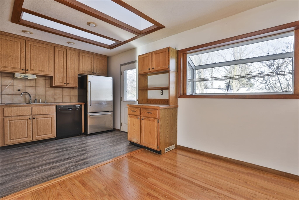 22 Drew St