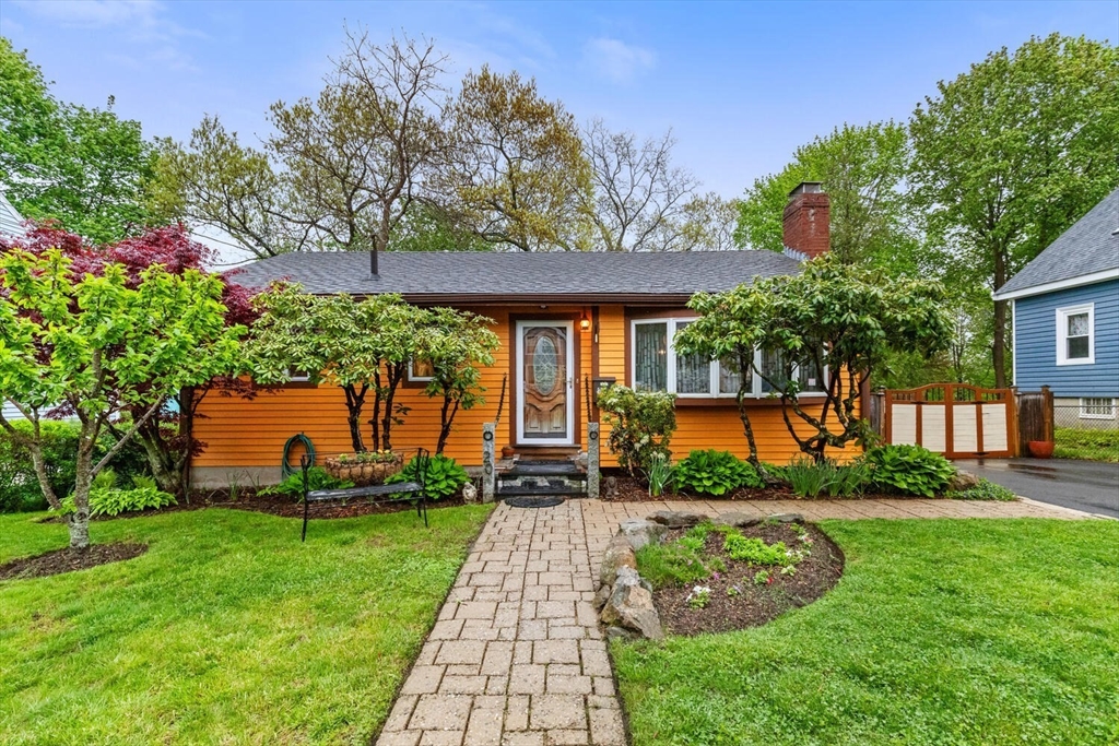 20 Bates Park Ave