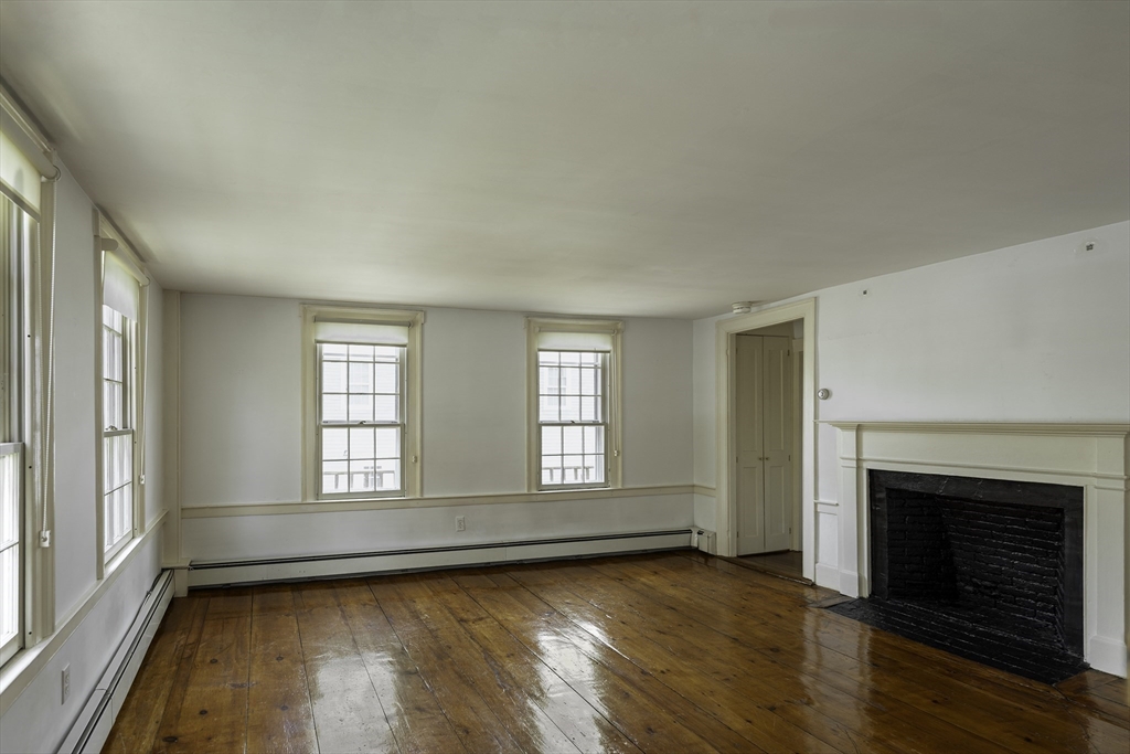 325 Main Street