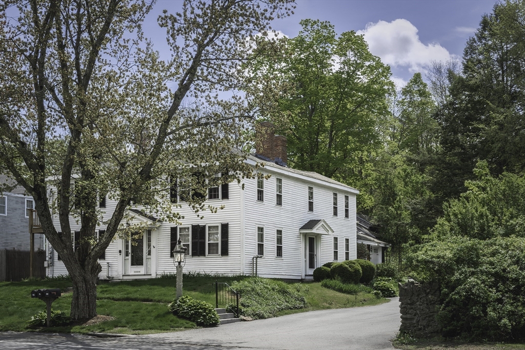 325 Main Street