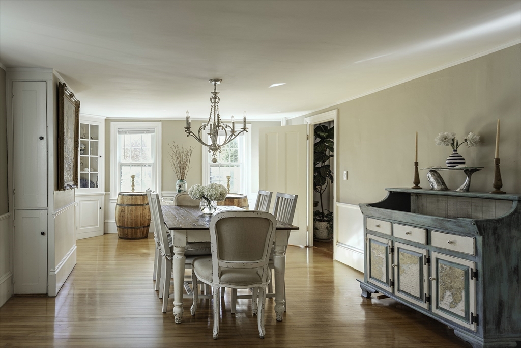 52 E Main Street, Georgetown