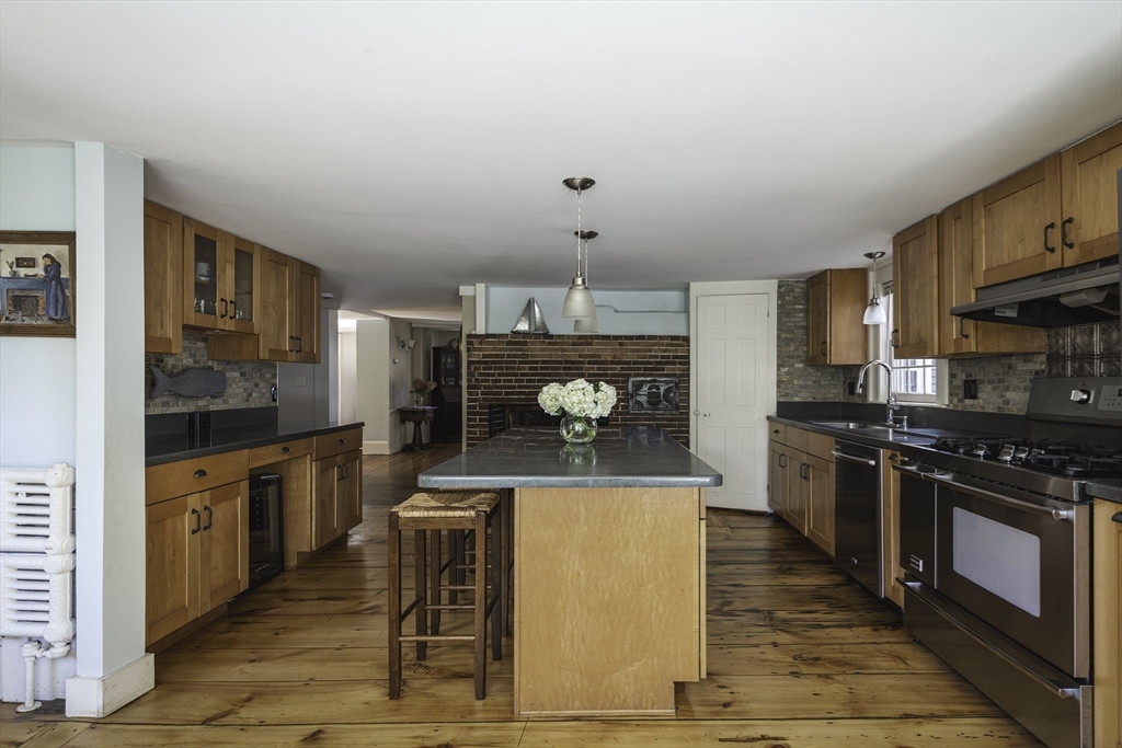 52 E Main Street, Georgetown