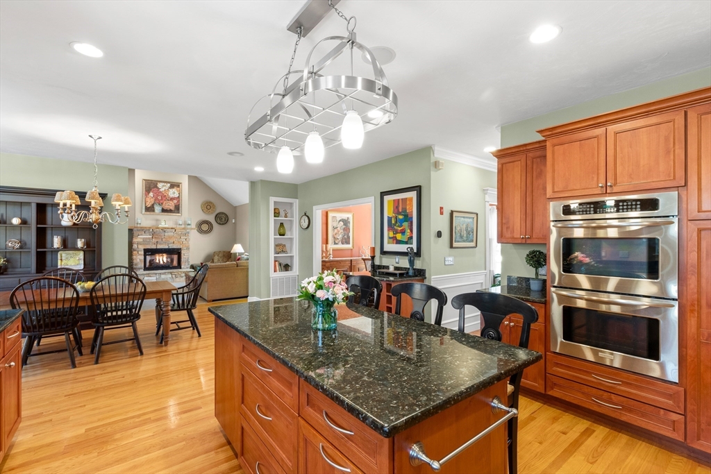 4 Shea Ct