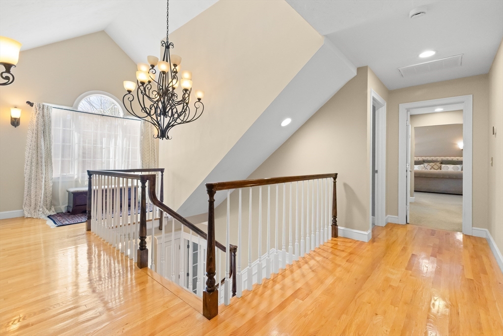 4 Shea Ct