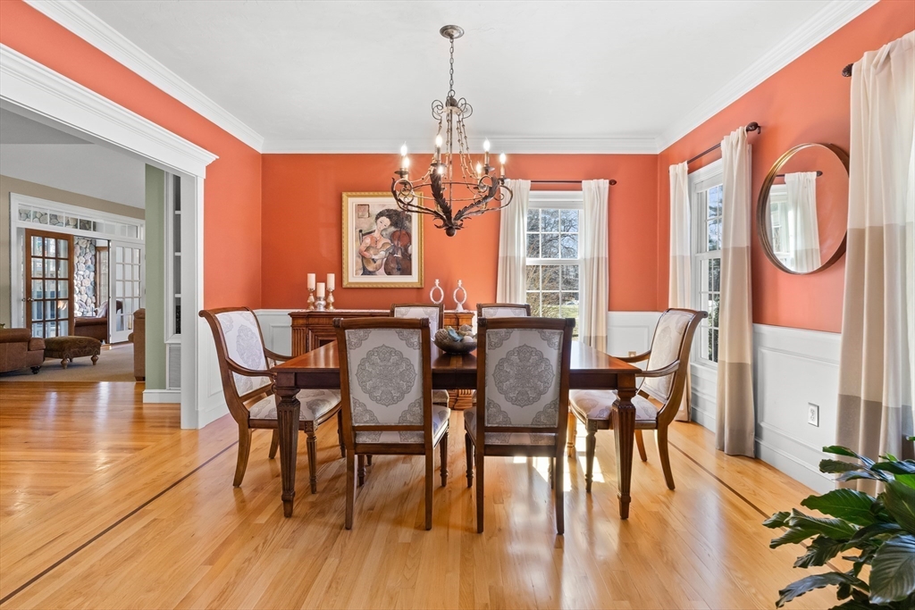 4 Shea Ct