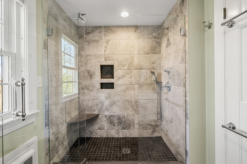 79 Cheever Circle
