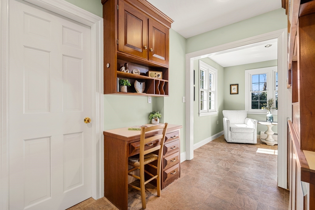 79 Cheever Circle