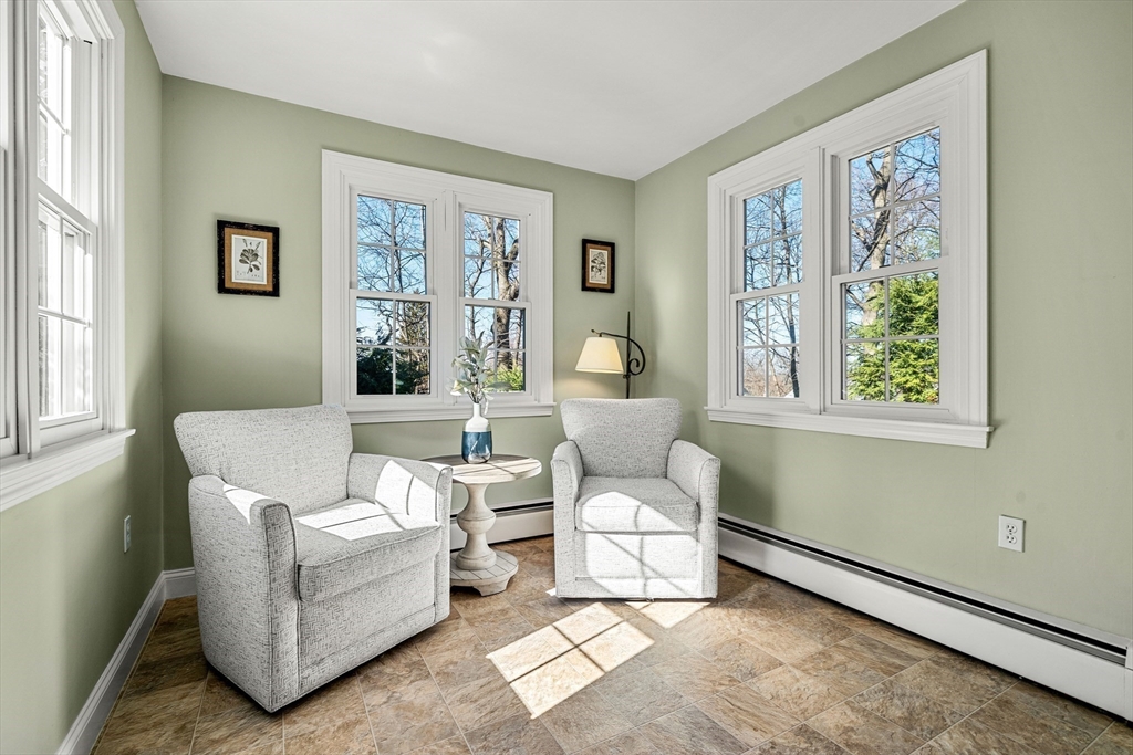 79 Cheever Circle