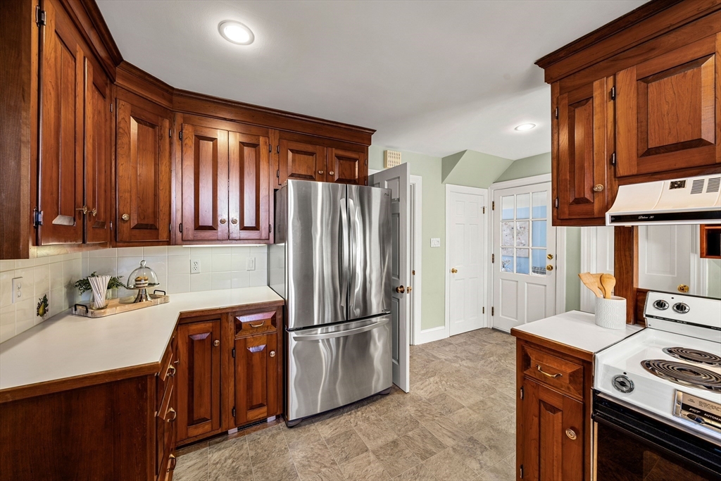 79 Cheever Circle